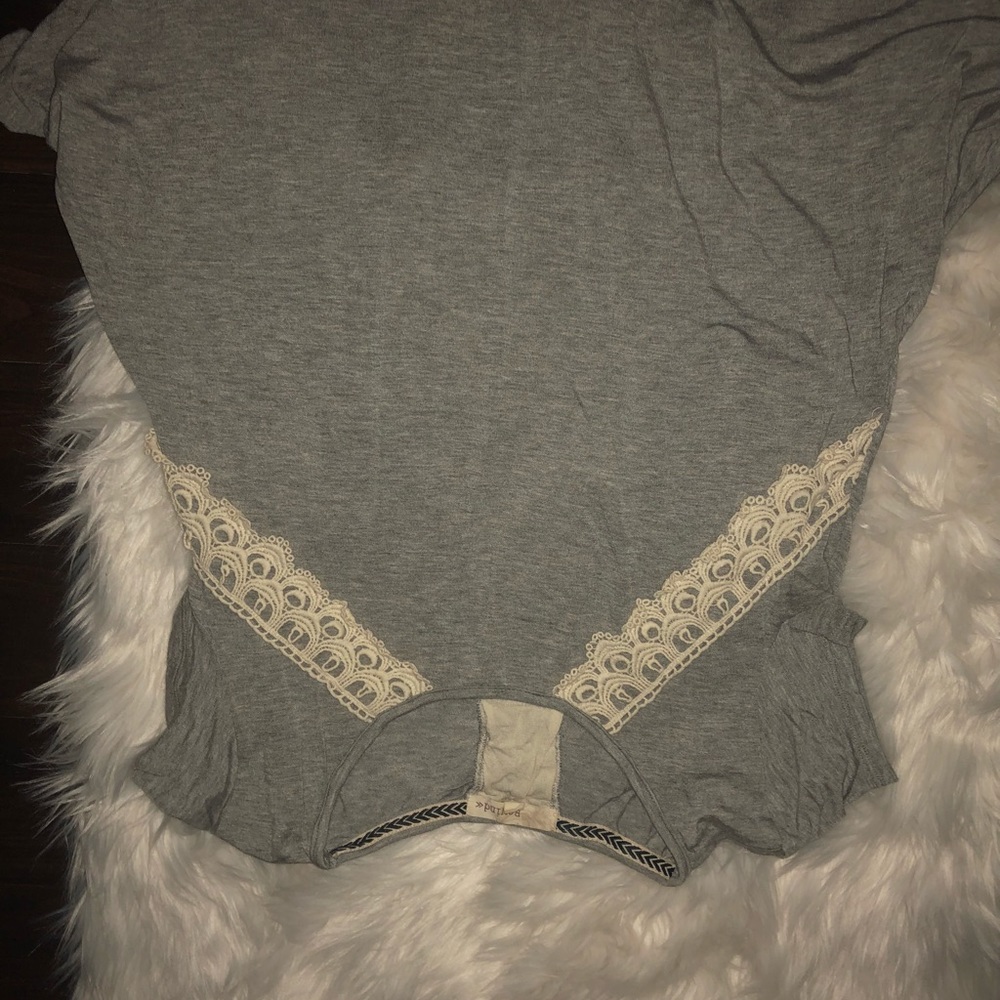 Grey short sleeve flowy shirt
